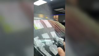 فیلم ماشین با آب + تغییر رنگ می دهد